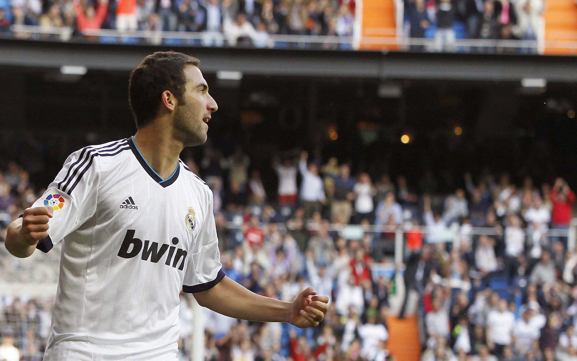 防线崩塌!拜仁29轮狂丢36球创九年最差 昔日钢铁防线如今千疮百孔