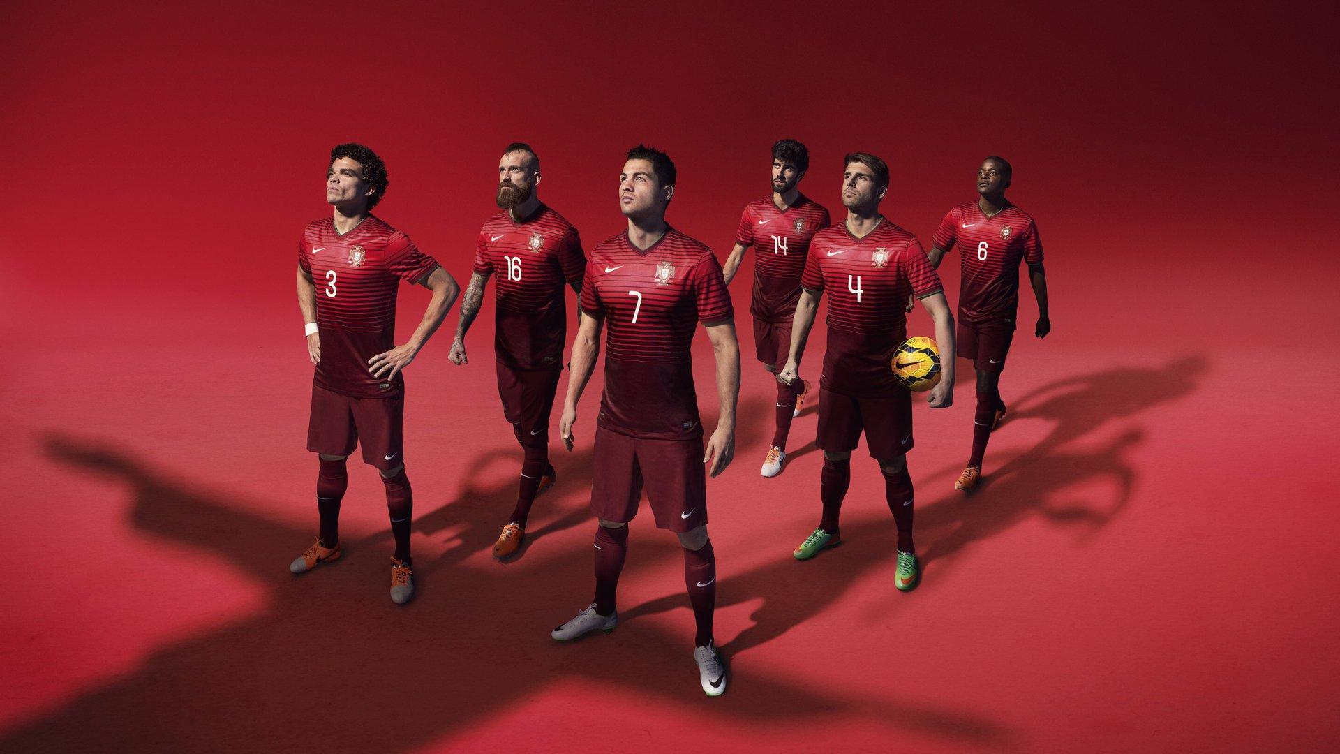 世体，巴萨期待西甲今明两天对特尔施特根伤情报告做裁定以注册霍安